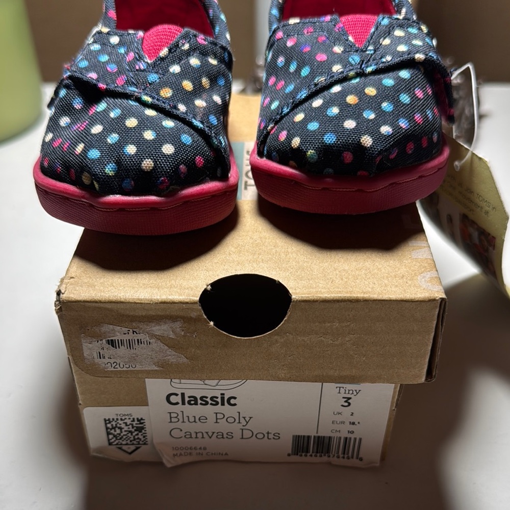 🆕 Baby Toms Black and Pink Moccasins Slip-On Comfort - Picture 4 of 7